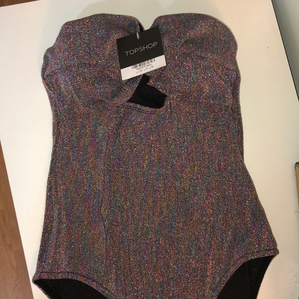TOPSHOP Twist Bandeau Bodysuit - Picture 2 of 7